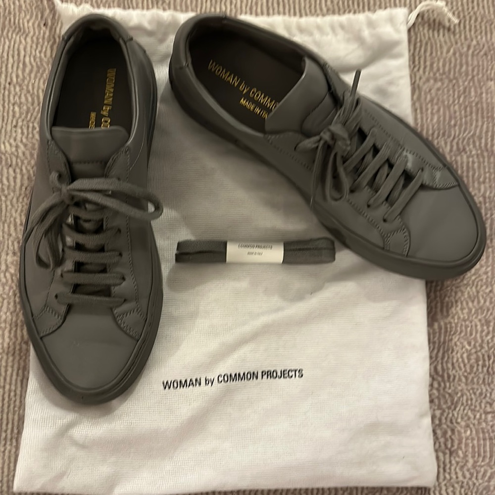 Common Projects - gray